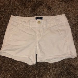 American eagle white shorts